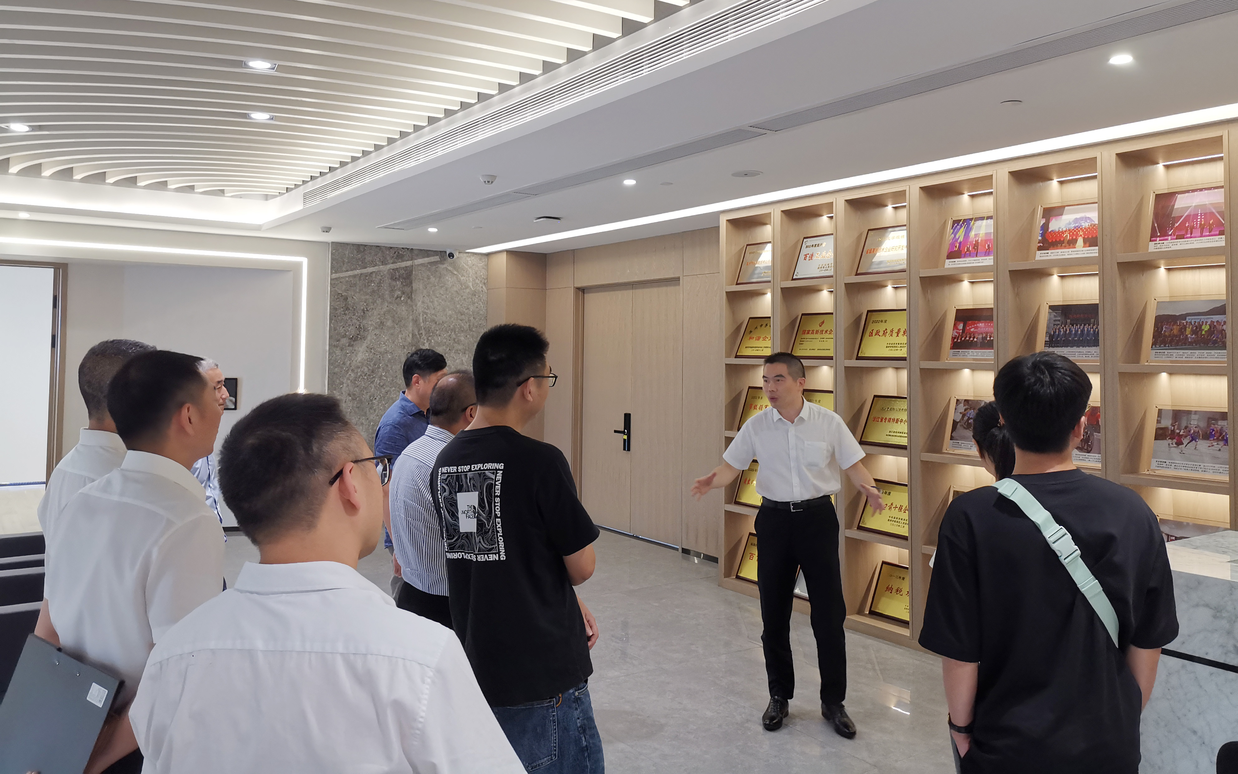 1690512654649015601.jpg 1690512654649015601.jpg