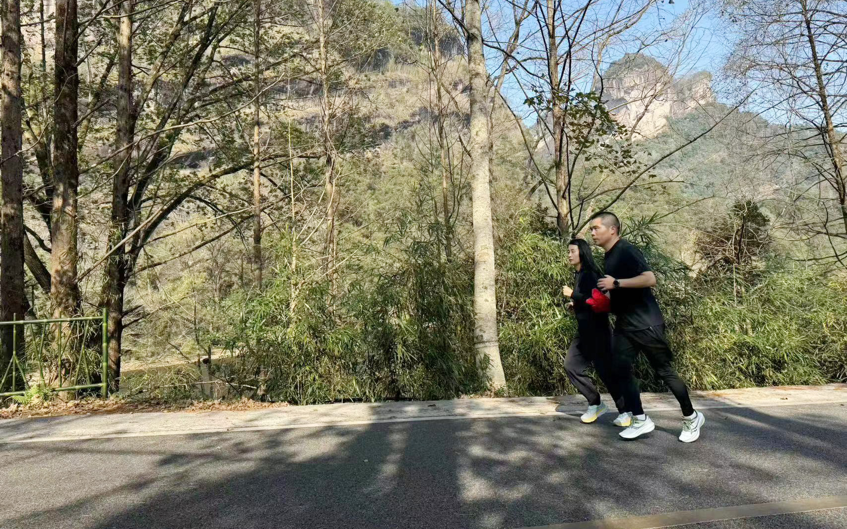 1703309814571004066.jpg 1703309814571004066.jpg