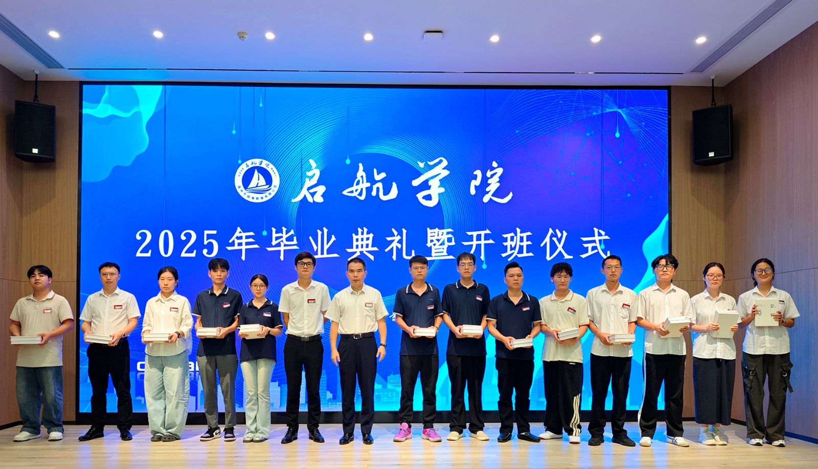 1760146189241088245.jpg 1760146189241088245.jpg